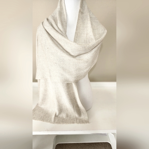 Kasmiri shawl - Picture 1 of 11